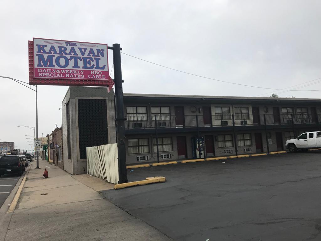 Karavan Motel